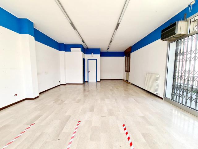 Locale Commerciale in vendita a Tresto, Ospedaletto Euganeo