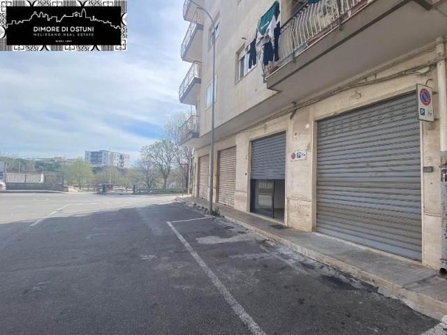Locale Commerciale in vendita a Ostuni