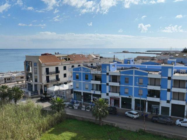 Locale Commerciale in vendita a Pachino, Sicilia
