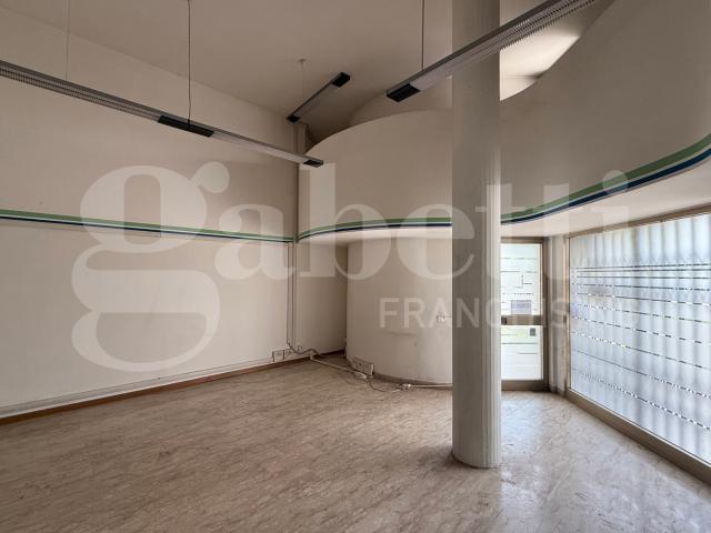 Locale Commerciale in vendita a Padova