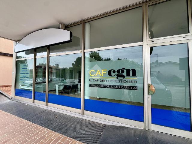 Locale Commerciale in vendita a Sovernigo, Paese