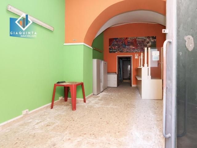 Locale Commerciale in vendita a Palagonia, Sicilia