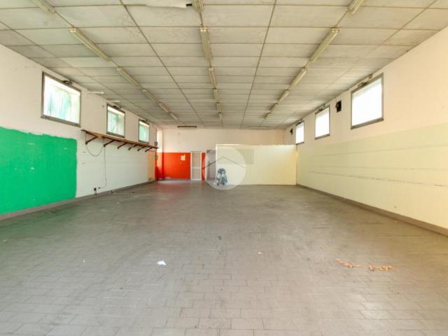 Capannone in vendita a Pandino, Lombardia