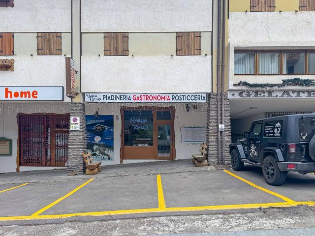 Locale Commerciale in vendita a Comunità della Valle di Sole, Pejo