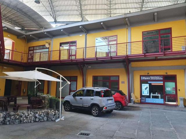 Locale Commerciale in vendita a Ciarena, Piemonte