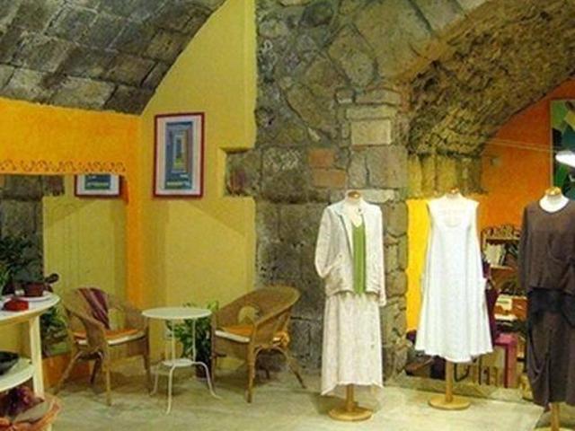 Locale Commerciale in vendita a Unione di Comuni Montani Colline del Fiora, Pitigliano