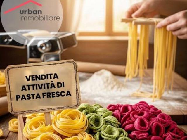 Locale Commerciale in vendita a Pizzoli, Abruzzo