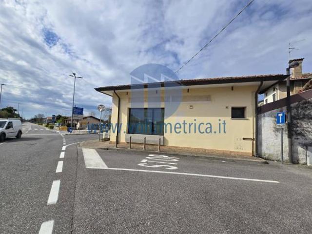 Locale Commerciale in vendita a Precenicco, Friuli-Venezia Giulia