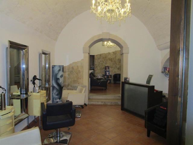 Locale Commerciale in vendita a Ragusa Ibla, Ragusa