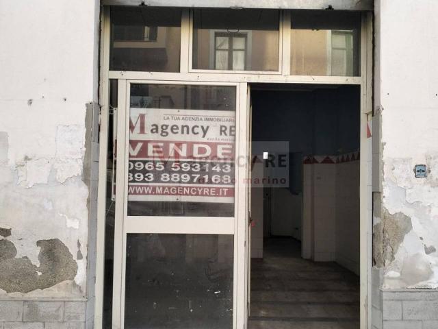 Locale Commerciale in vendita a Calabria, Reggio Calabria