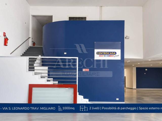 Locale Commerciale in vendita a Salerno
