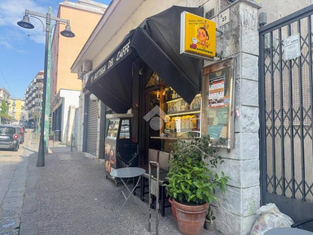 Locale Commerciale in vendita a San Giorgio A Cremano, Campania