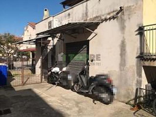 Locale Commerciale in vendita a San Giovanni alta, San Giovanni Teatino