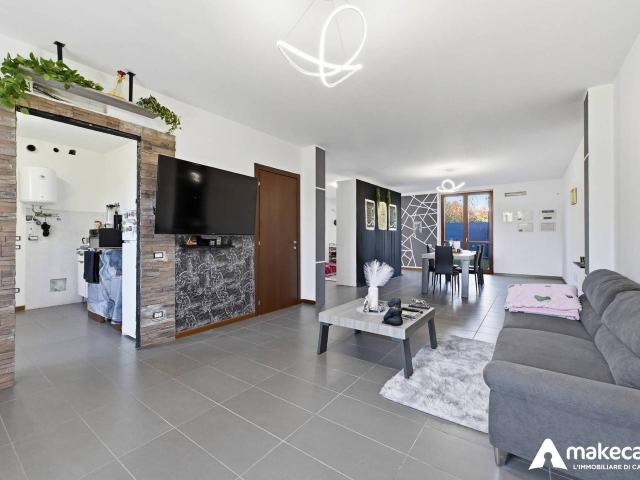 Locale Commerciale in vendita a Zivido, San Giuliano Milanese
