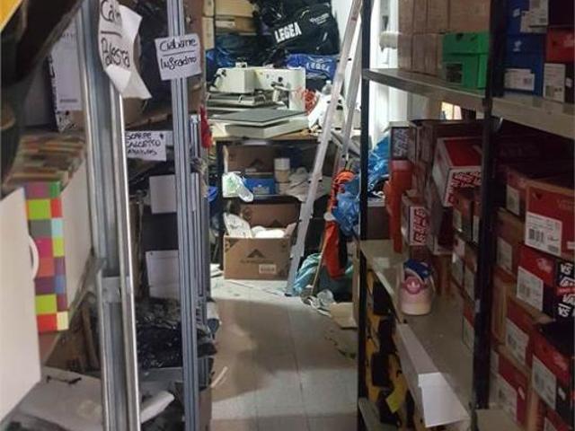 Locale Commerciale in vendita a Unione Comuni Modenesi Area Nord, San Prospero