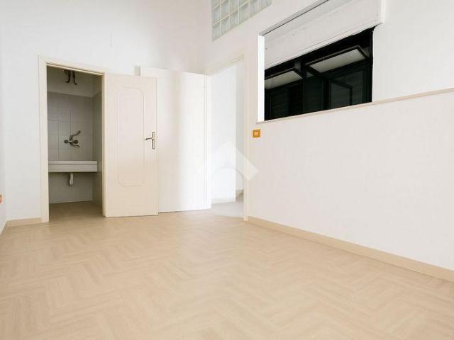 Locale Commerciale in vendita a Puglia, Foggia