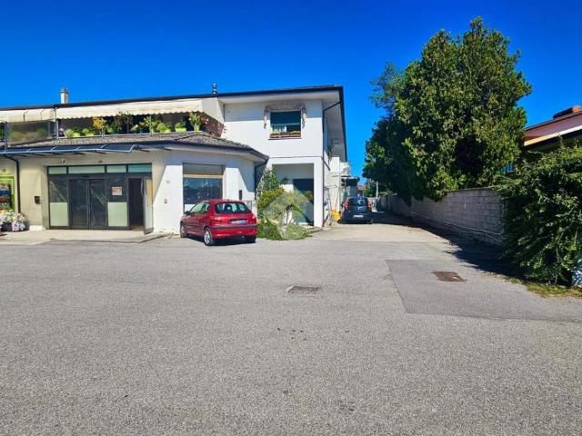 Locale Commerciale in affitto a Prodolone, San Vito Al Tagliamento
