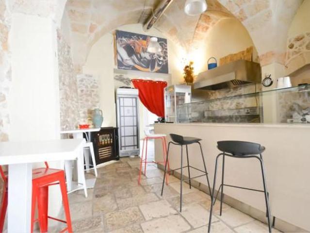 Locale Commerciale in vendita a Puglia, Brindisi