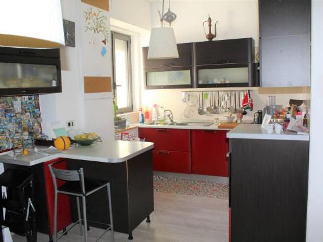 Locale Commerciale in vendita a Puglia, Bari