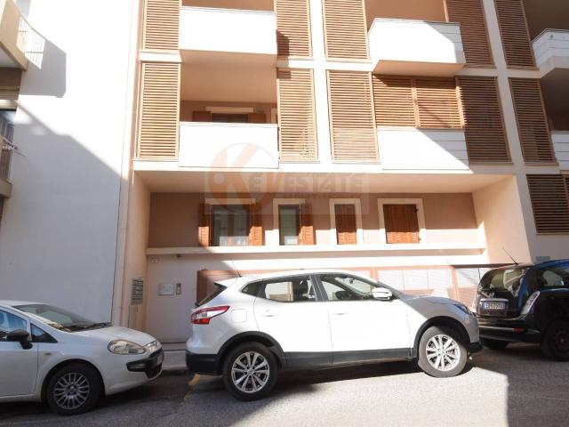 Ufficio in vendita a Rizzeddu, Cala Di Volpe