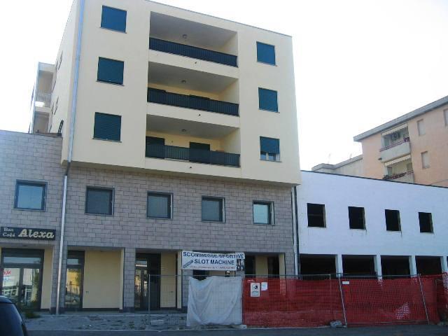 Locale Commerciale in vendita a Unione dei comuni del Distretto Ceramico, Sassuolo