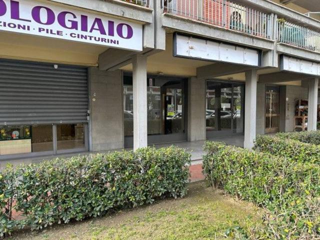 Locale Commerciale in vendita a Scandicci Alto, Scandicci