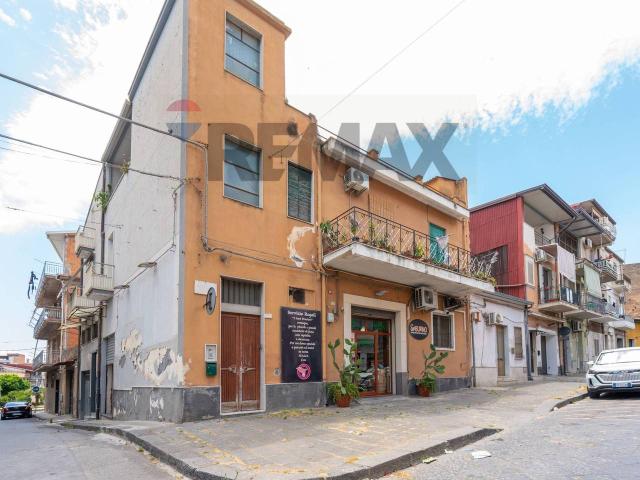 Locale Commerciale in vendita a Scordia, Sicilia