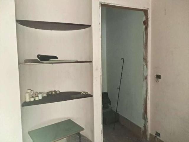 Locale Commerciale in vendita a Starza della Regina, Somma Vesuviana