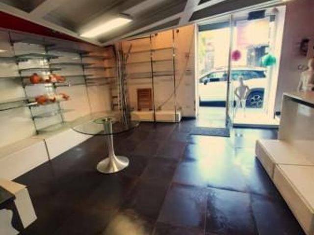 Locale Commerciale in vendita a Borgo Casamale, Somma Vesuviana
