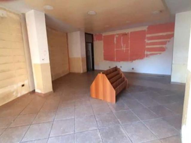 Locale Commerciale in vendita a Borgo Casamale, Somma Vesuviana