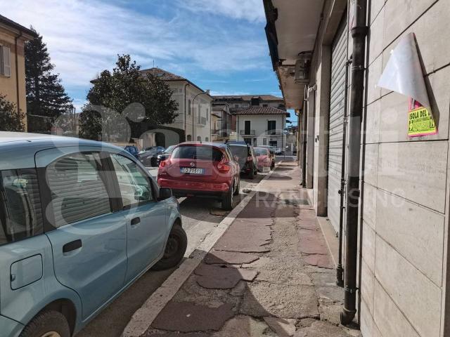 Locale Commerciale in vendita a Sora, Lazio