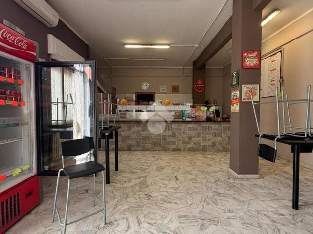 Locale Commerciale in vendita a Piemonte, Alessandria