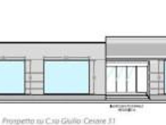 Locale Commerciale in vendita a Circoscrizione 7, Piemonte