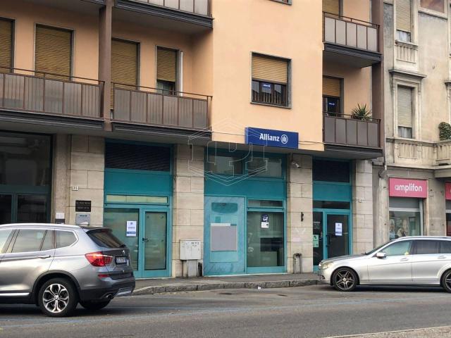 Locale Commerciale in vendita a Piemonte, Alessandria