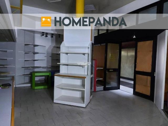 Locale Commerciale in vendita a Turbigo, Lombardia