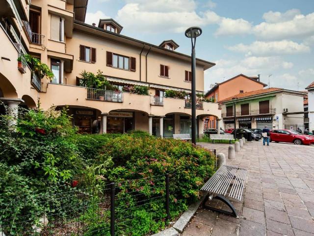 Locale Commerciale in vendita a Vanzago, Lombardia