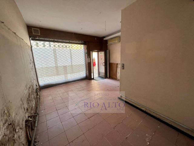 Locale Commerciale in vendita a Venezia