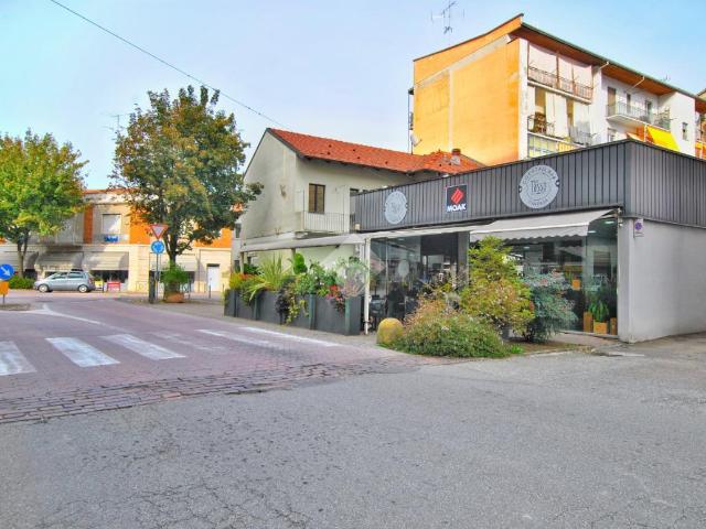Locale Commerciale in vendita a Piemonte, Vercelli