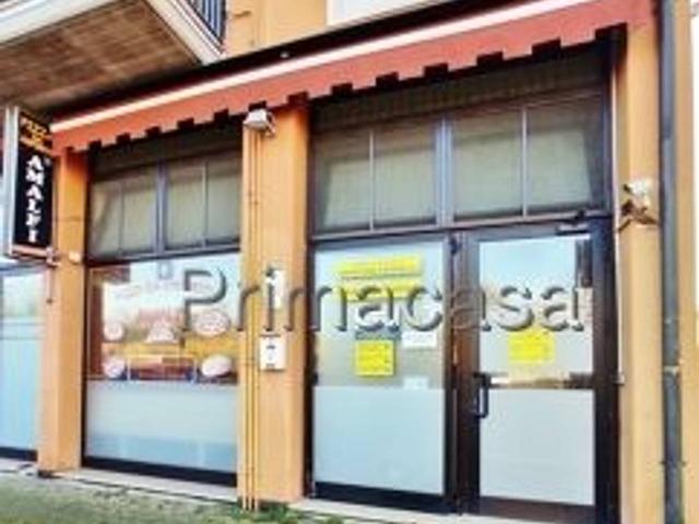Locale Commerciale in vendita a Vigasio, Veneto