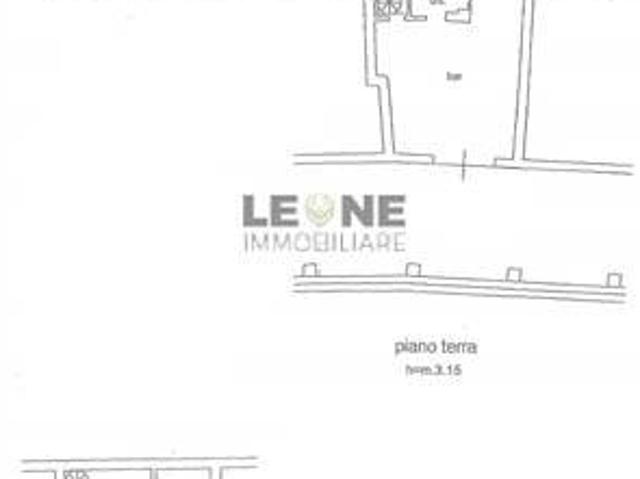 Locale Commerciale in vendita a Unione di comuni Terre di Castelli, Vignola