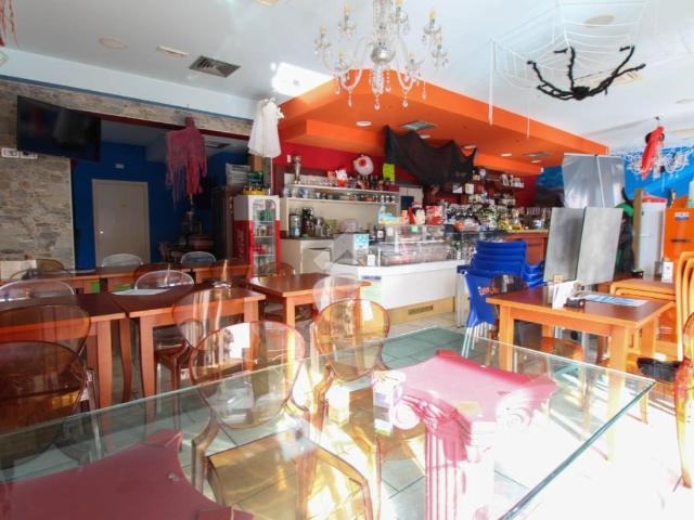 Locale Commerciale in vendita a Bruntino, Villa D'almè