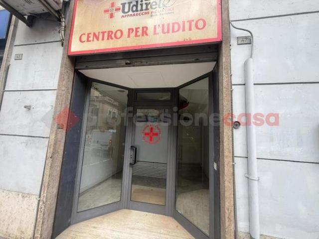 Locale Commerciale in affitto a Roma Capitale, Lazio