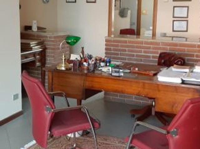 Locale Commerciale in vendita a Comunità Valsugana e Tesino, Ospedaletto