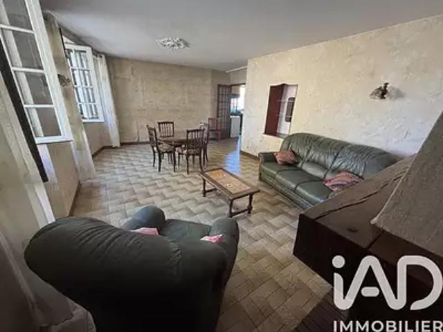 Maison vente à Mâchefer, Négrondes