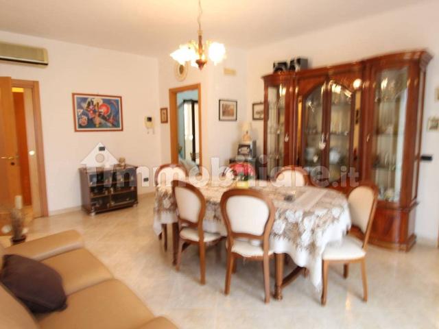 Casa in vendita a Puglia, Bari