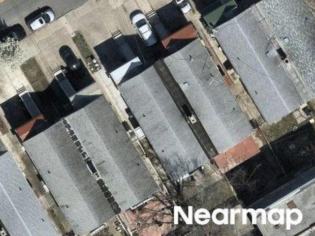 House for sale in The Bronx, Arverne
