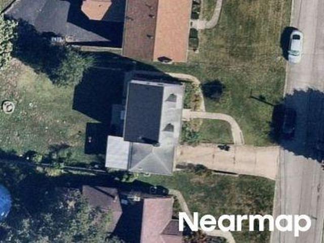 House for sale in Roselawn, Ohio
