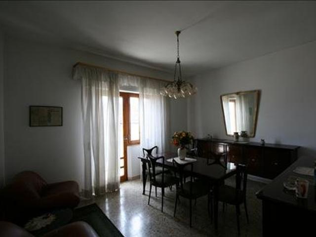 Appartamento in vendita a Sinalunga, Siena