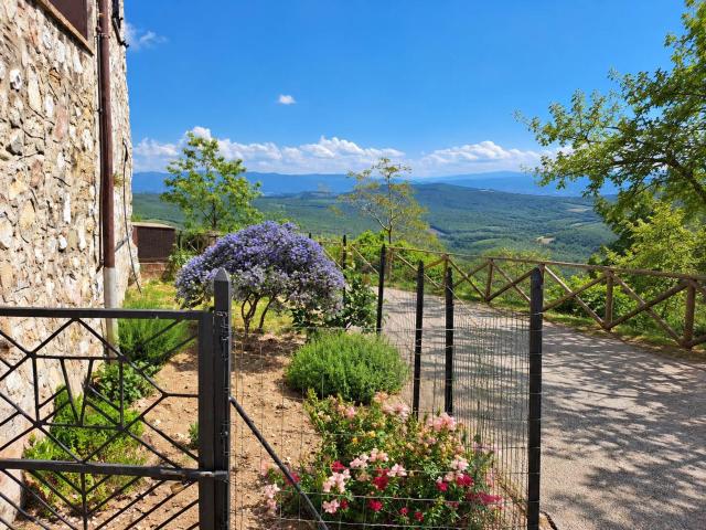 Casa in vendita a Melezzole, Montecchio