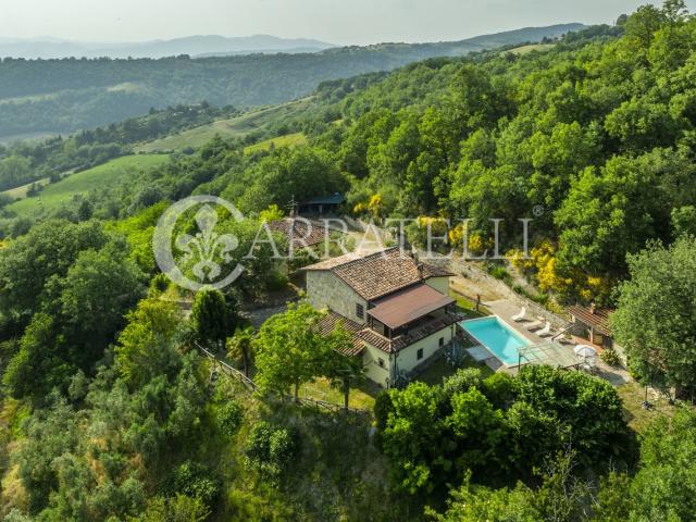 Casa in vendita a San Leo Bastia, Umbria